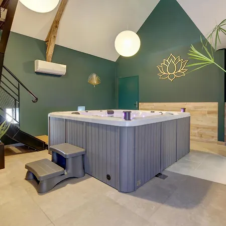 Un Nid Dans La Grange - Maison Avec Jacuzzi Et Sauna