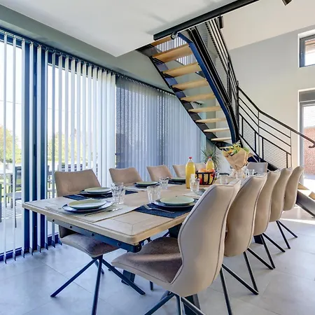 Un Nid Dans La Grange - Maison Avec Jacuzzi Et Sauna