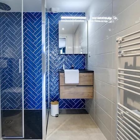 Prázdninový dům Un Nid Dans La Grange - Maison Avec Jacuzzi Et Sauna *